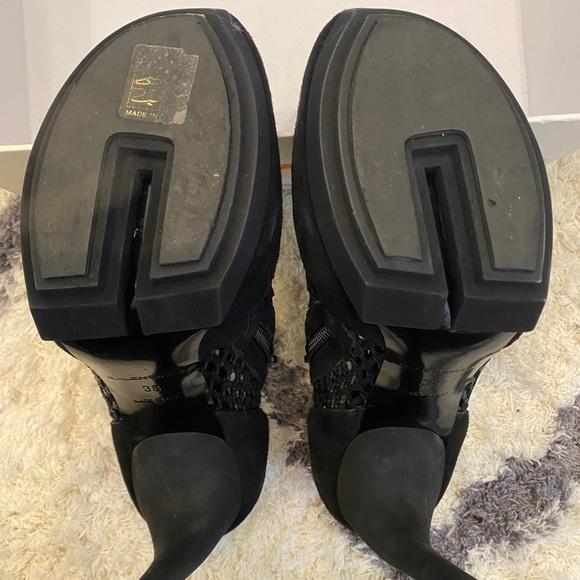 Balenciaga Bootie - Picture 4 of 6